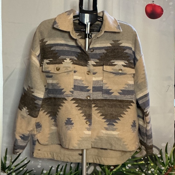 Blu pepper Shacket - Picture 1 of 2